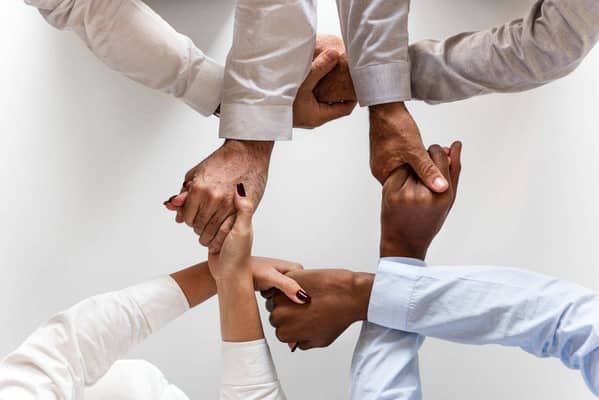 Diversidade étnico-racial nas empresas brasileiras