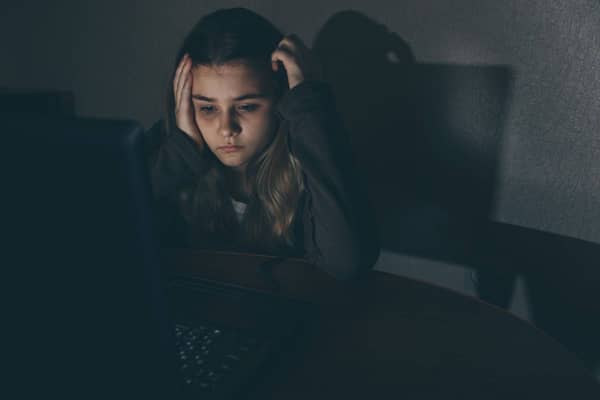 Caminhos para combater a pedofilia na internet entre os brasileiros