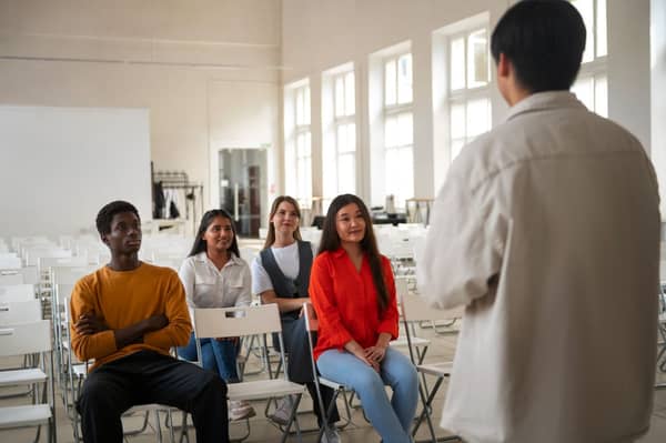 Desafios para a capacitação profissional de jovens no Brasil